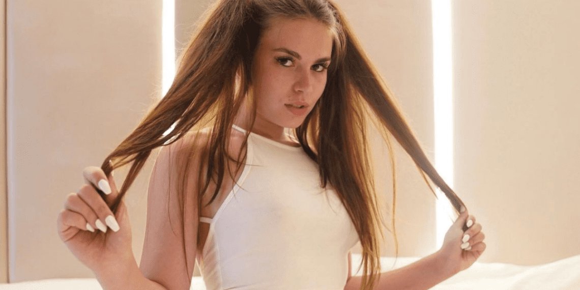 7 Essential Facts About Lauren Alexis and Her Career Path
